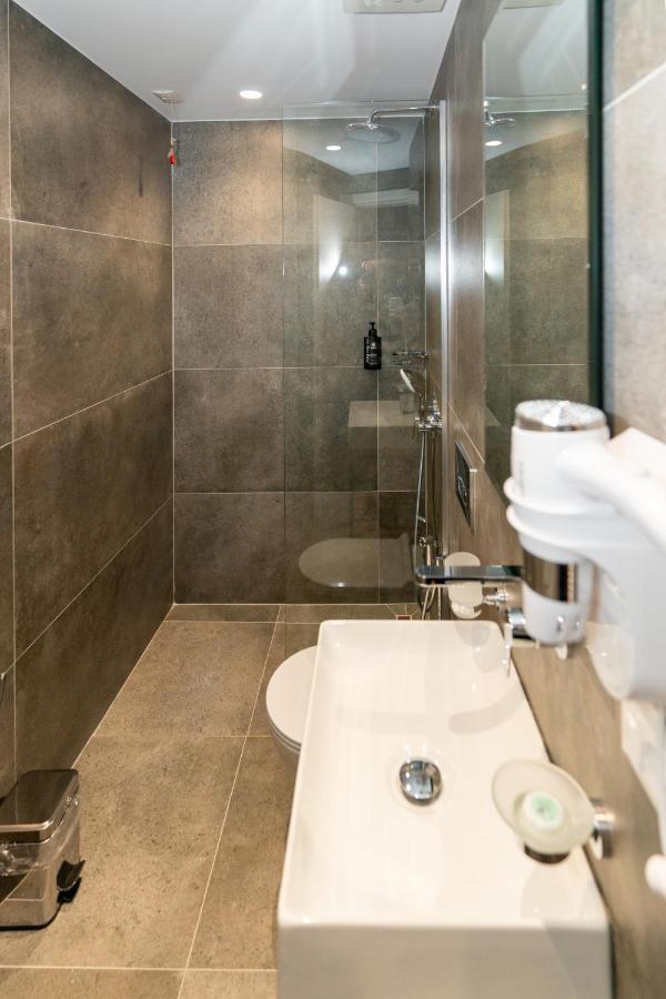 Hotel Titania Sarande